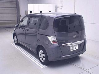 HONDA FREED 2013