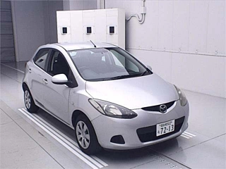MAZDA DEMIO 2010