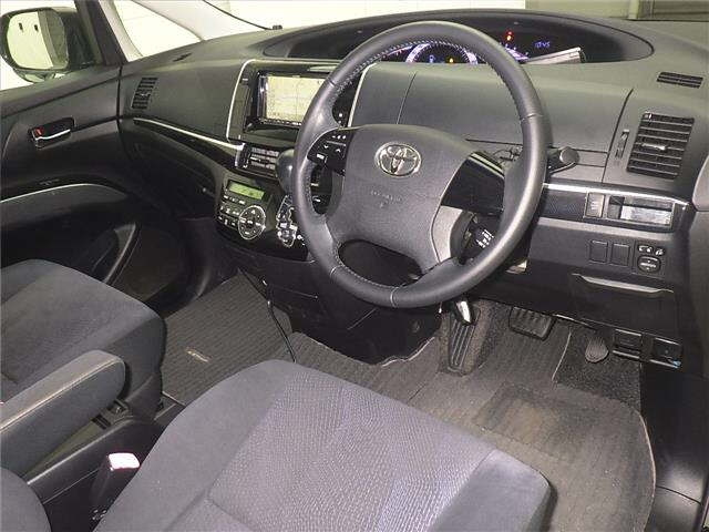 TOYOTA ESTIMA 2012