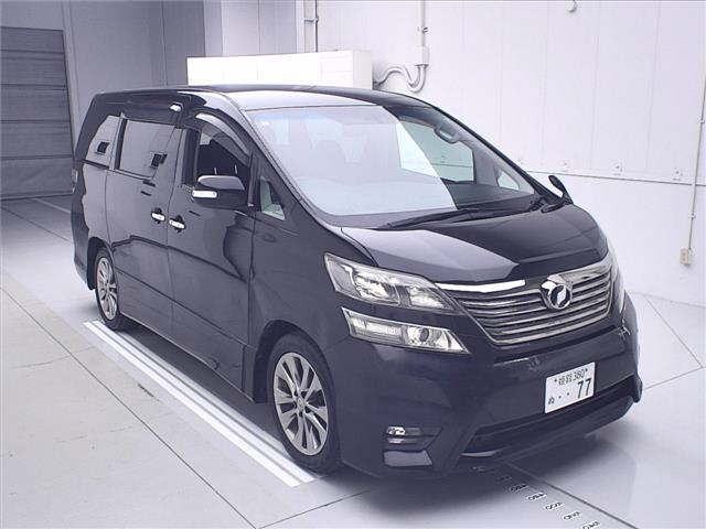 TOYOTA VELLFIRE 2011