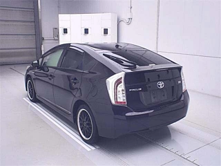 TOYOTA PRIUS 2016