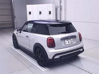 BMW MINI 2022