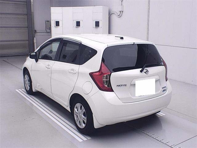 NISSAN NOTE 2015