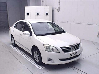 TOYOTA PREMIO 2012