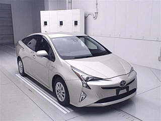 TOYOTA PRIUS 2016