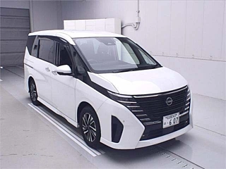 NISSAN SERENA 2023