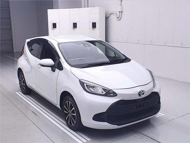 TOYOTA AQUA 2022