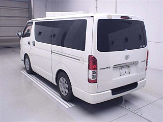 TOYOTA HIACE VAN 2019