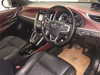 TOYOTA HARRIER 2019