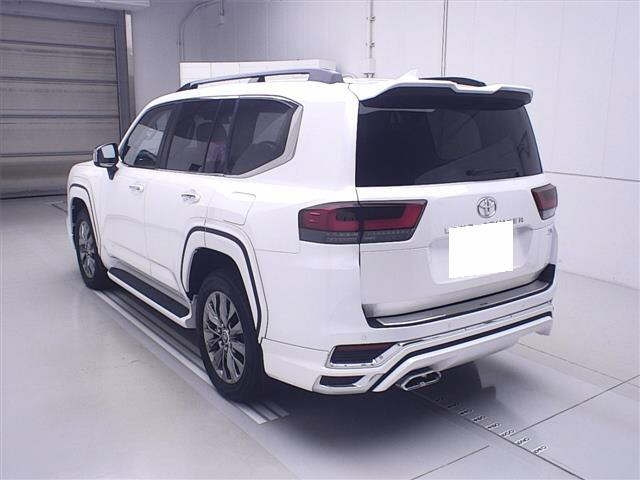 TOYOTA LAND CRUISER 2024