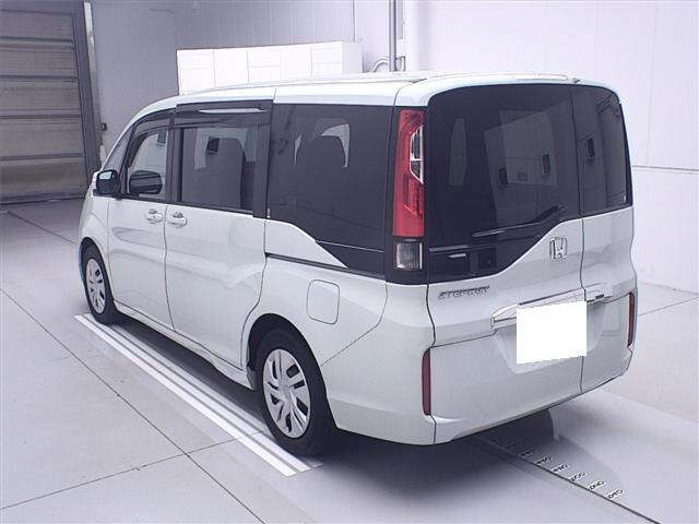 HONDA STEP WAGON 2015