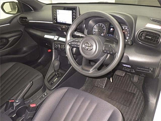 TOYOTA YARIS 2020