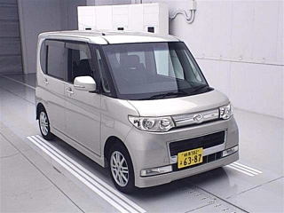 DAIHATSU TANTO 2010