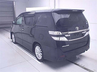 TOYOTA VELLFIRE 2013