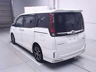 TOYOTA ESQUIRE 2015