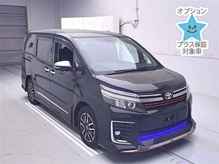 TOYOTA VOXY 2017