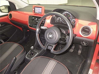 VOLKSWAGEN UP 2014