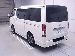 TOYOTA HIACE VAN 2024