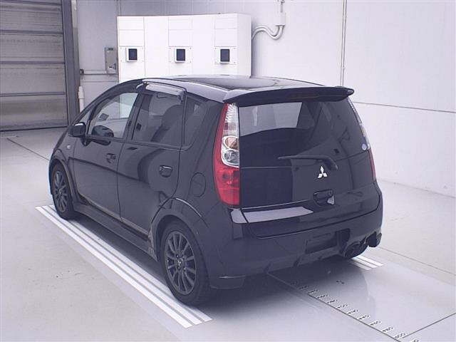 MITSUBISHI COLT 2012