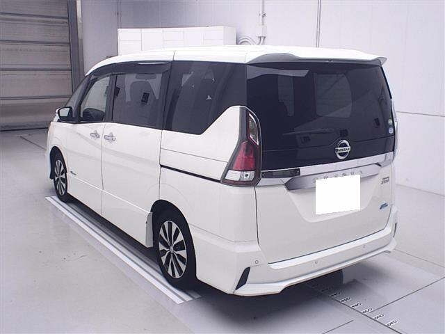 NISSAN SERENA 2017