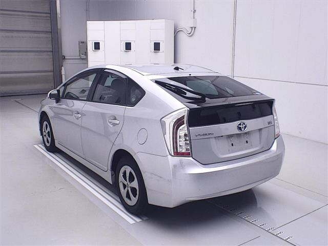 TOYOTA PRIUS 2015