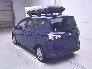 TOYOTA SIENTA 2021