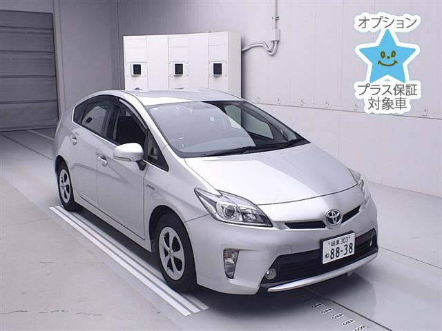 TOYOTA PRIUS 2015