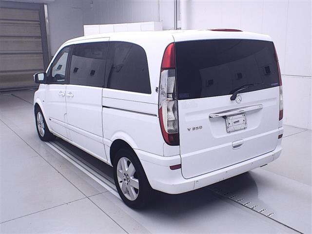 MERCEDES BENZ V CLASS 2010