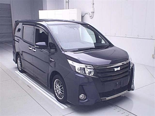 TOYOTA NOAH 2016