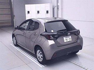 TOYOTA YARIS 2024
