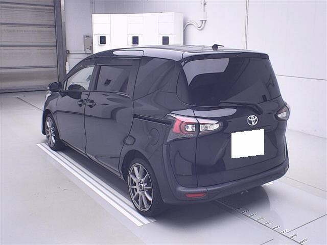 TOYOTA SIENTA 2019