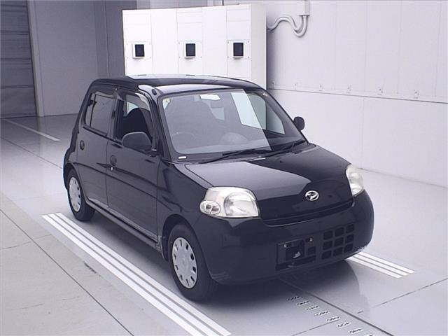 DAIHATSU ESSE 2010