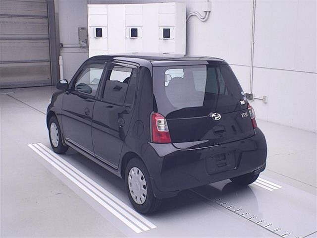DAIHATSU ESSE 2010