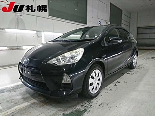 TOYOTA AQUA 2013
