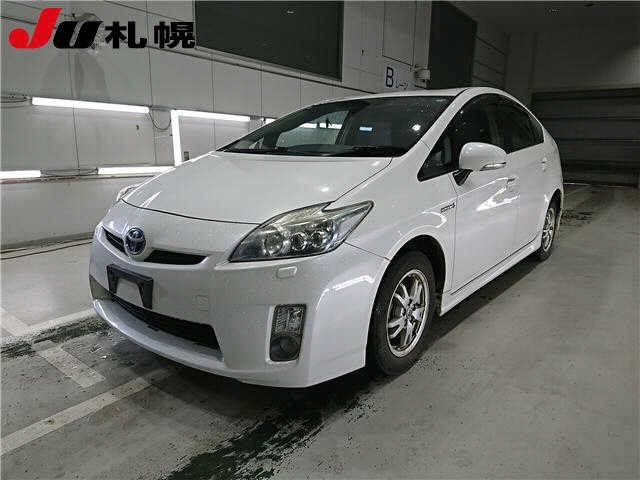 TOYOTA PRIUS 2011