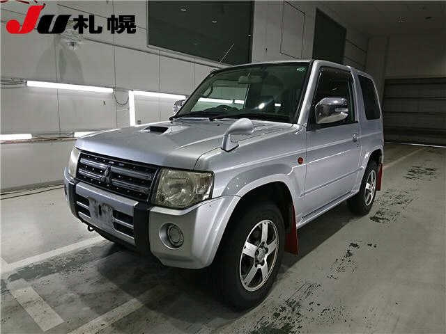MITSUBISHI PAJERO MINI 2009