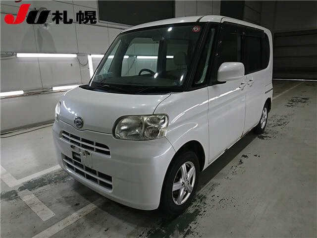 DAIHATSU TANTO 2008