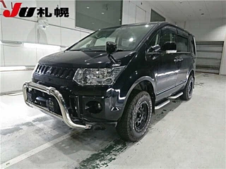 MITSUBISHI DELICA D5 2009