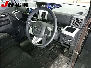 DAIHATSU WAKE 2014