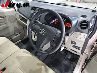 DAIHATSU MOVE 2013