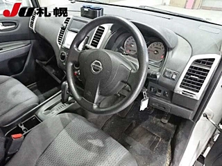 NISSAN WINGROAD 2010