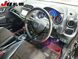 HONDA FIT SHUTTLE 2011