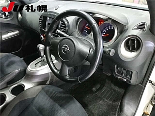 NISSAN JUKE 2012