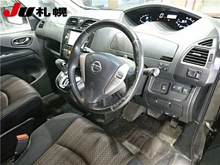 NISSAN SERENA 2015