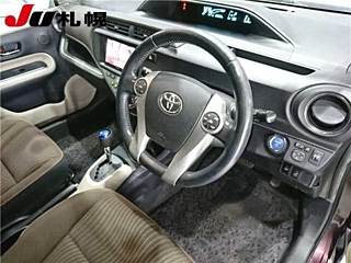 TOYOTA AQUA 2014