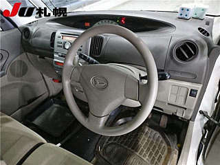 DAIHATSU TANTO 2008