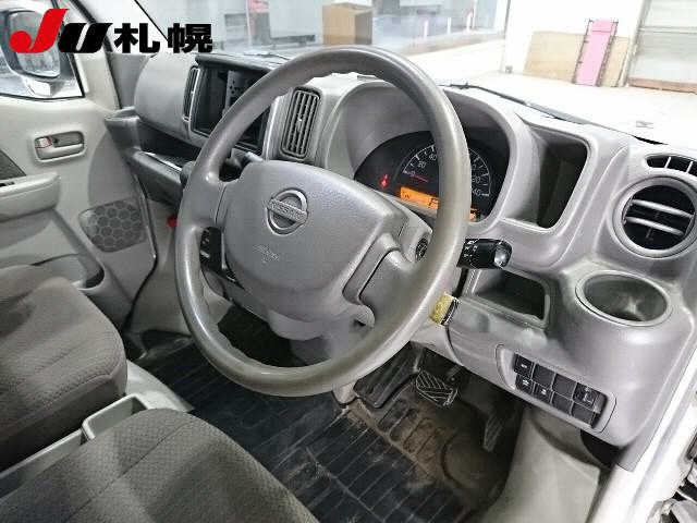 NISSAN CLIPPER VAN 2017