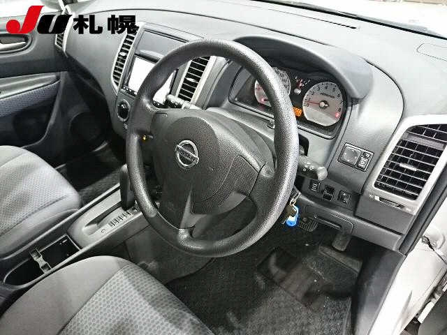 NISSAN WINGROAD 2011