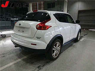 NISSAN JUKE 2012