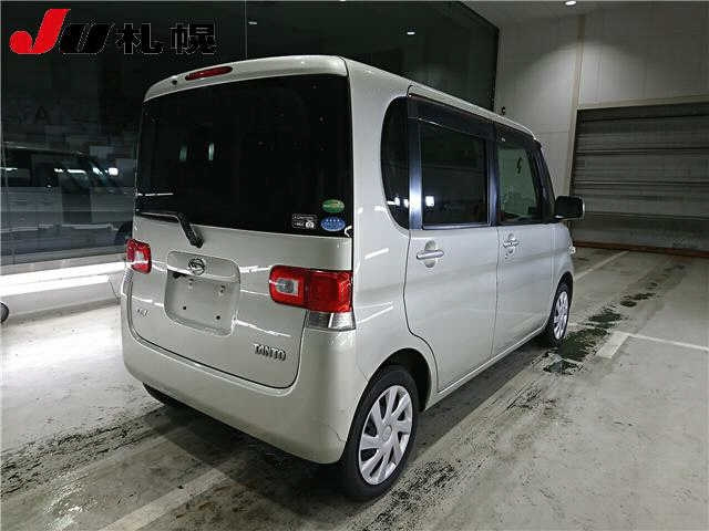 DAIHATSU TANTO 2013